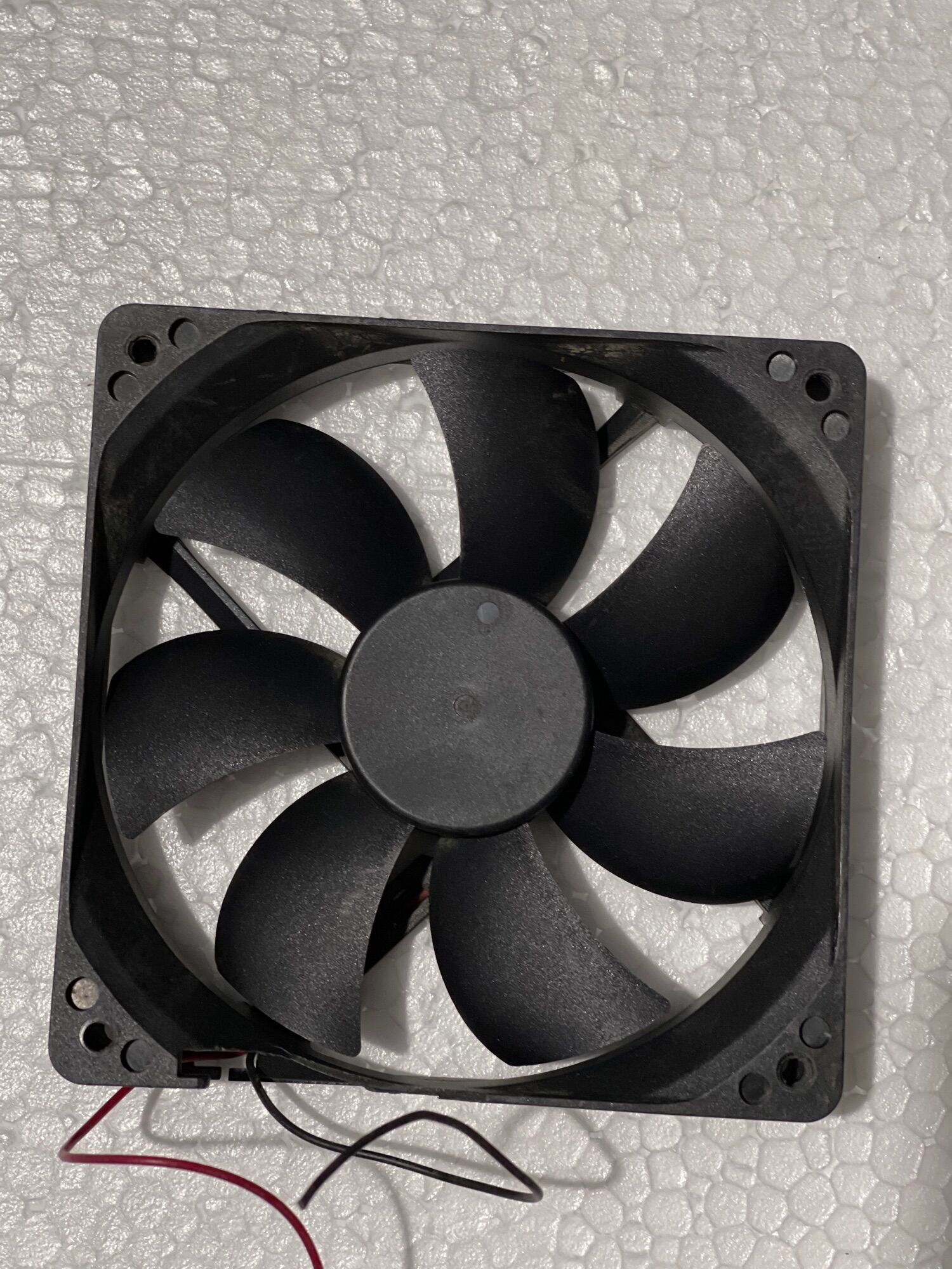 Quạt DC 12V 12cm 0.45 A(Hàng rã nguồn máy tính)
