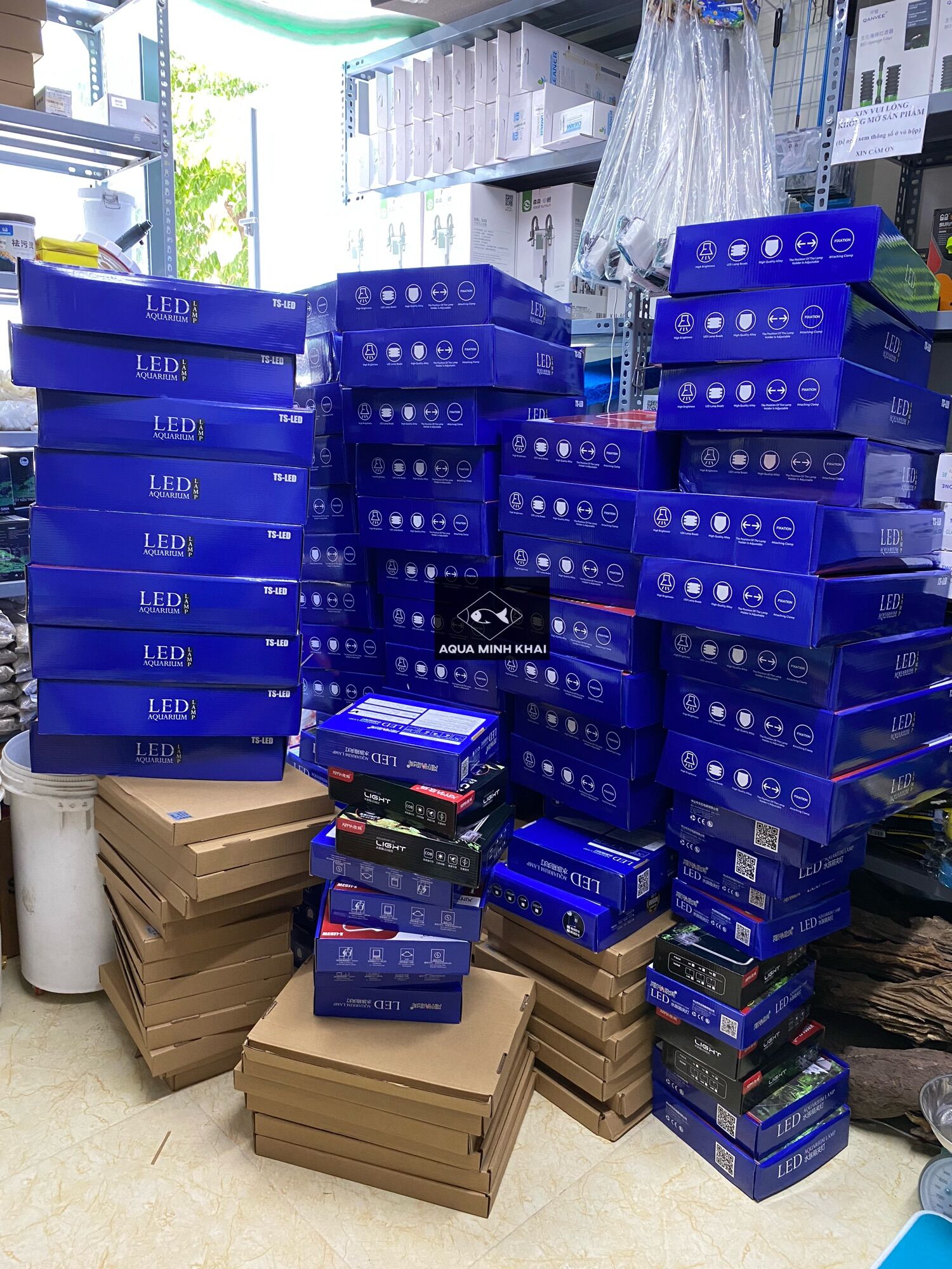 Đèn led Xinma bể cá thủy sinh 20w, 40w trắng, wrb