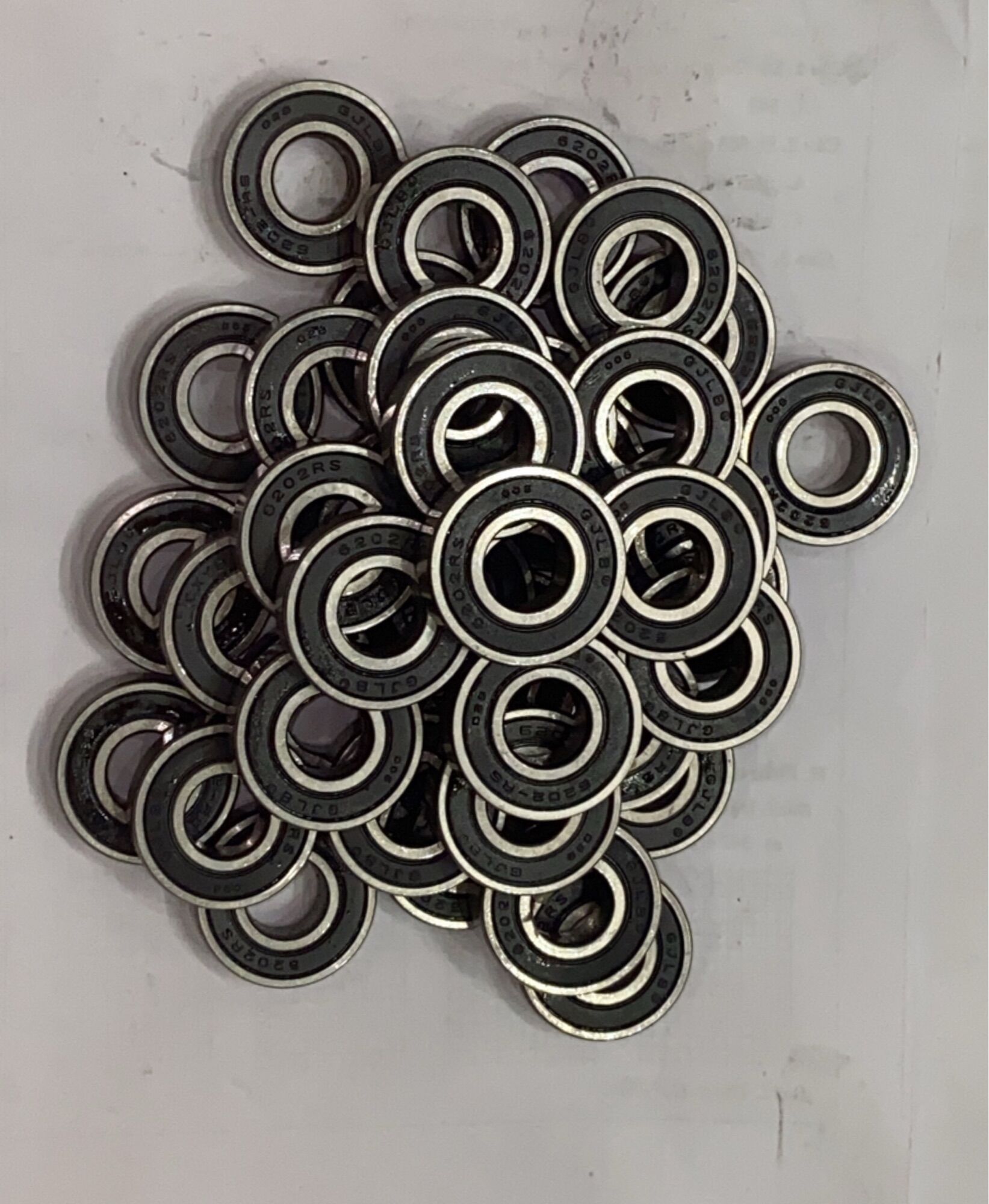 Combo 5, 10  Vòng bi 6202-RS trung quốc, KT: 15*35*11