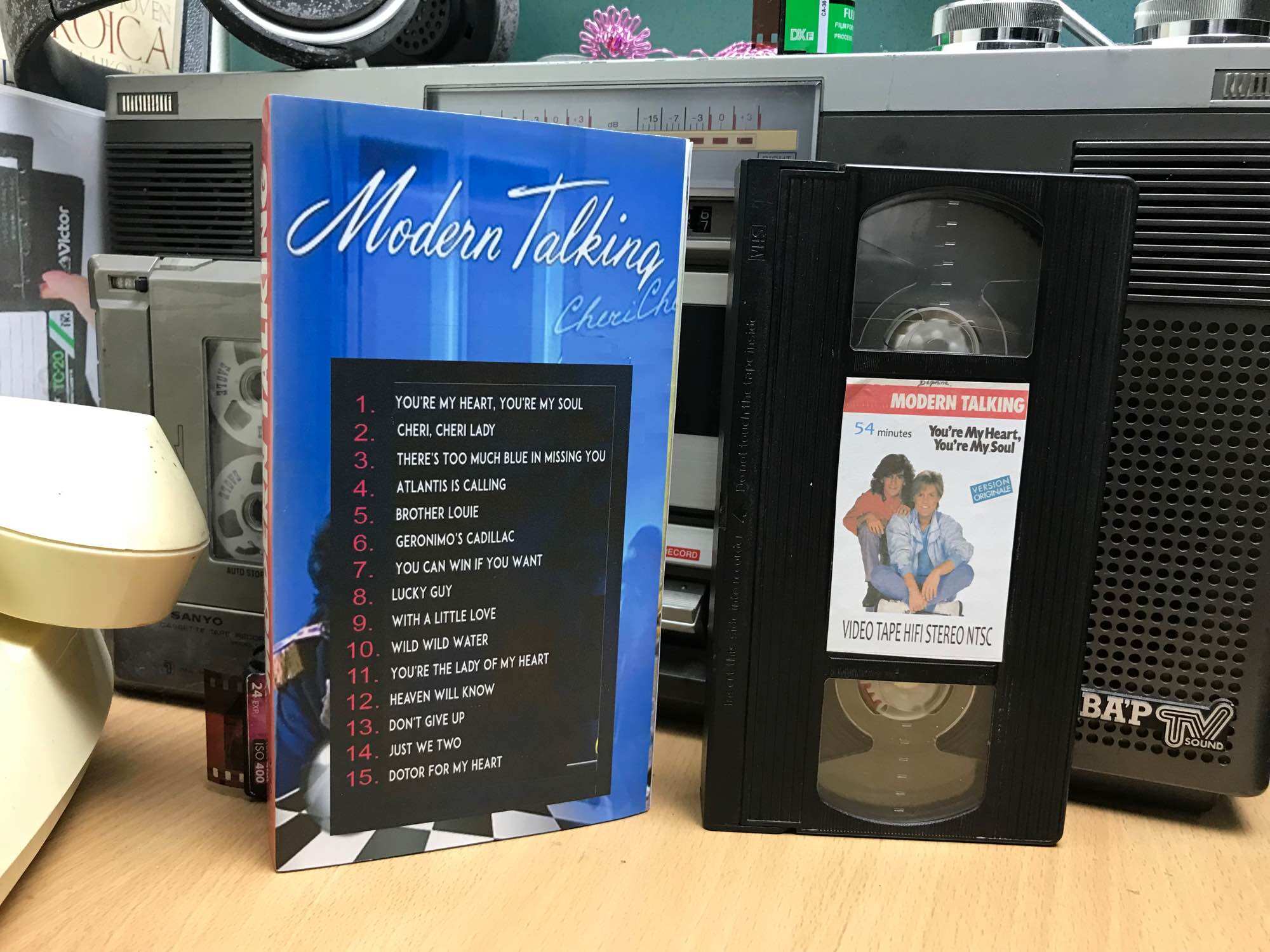 Băng vhs model talking