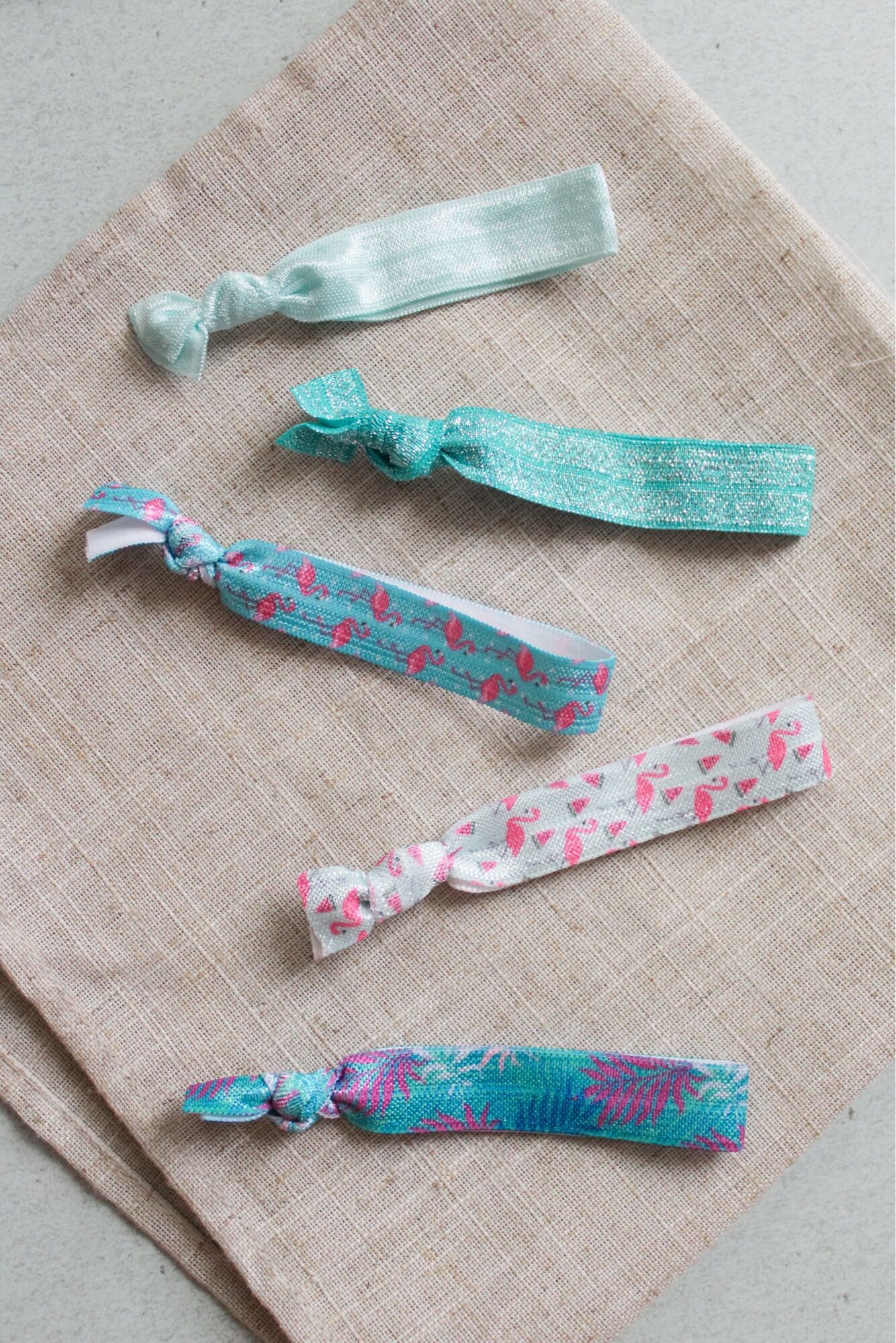 Tropical Knot Hair Tie - Thun Cột Tóc Tropical Storyofadreamer