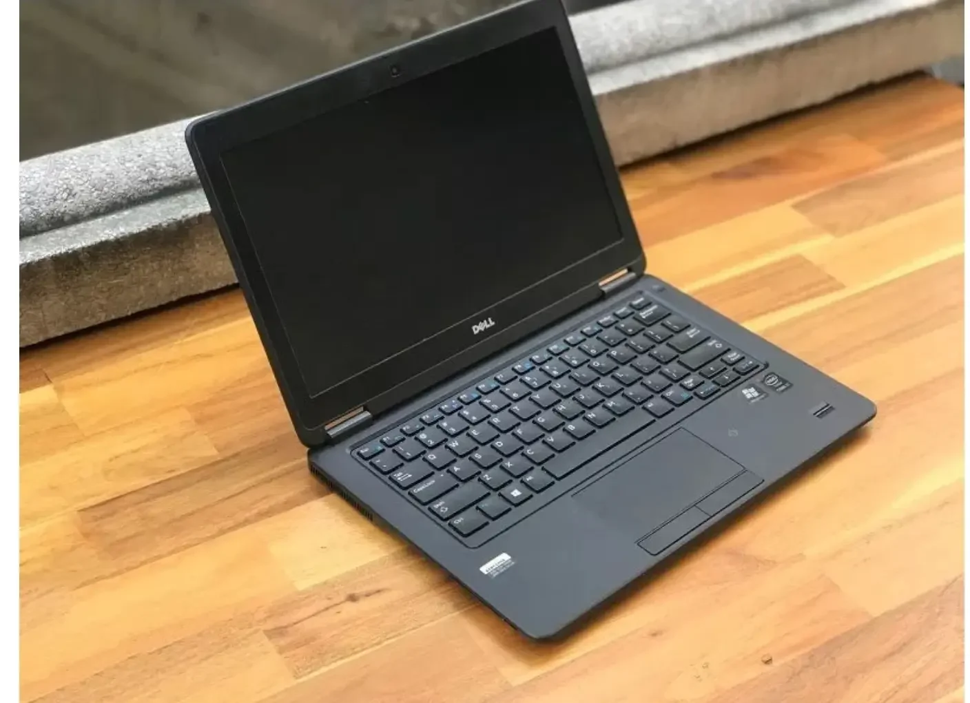 [Hàng nhâp khẩu như mới] Dell Latitude E7250 i5-5300 Ram 8G SSD 240G 12.5 inch Cảm ứng 1.3kg