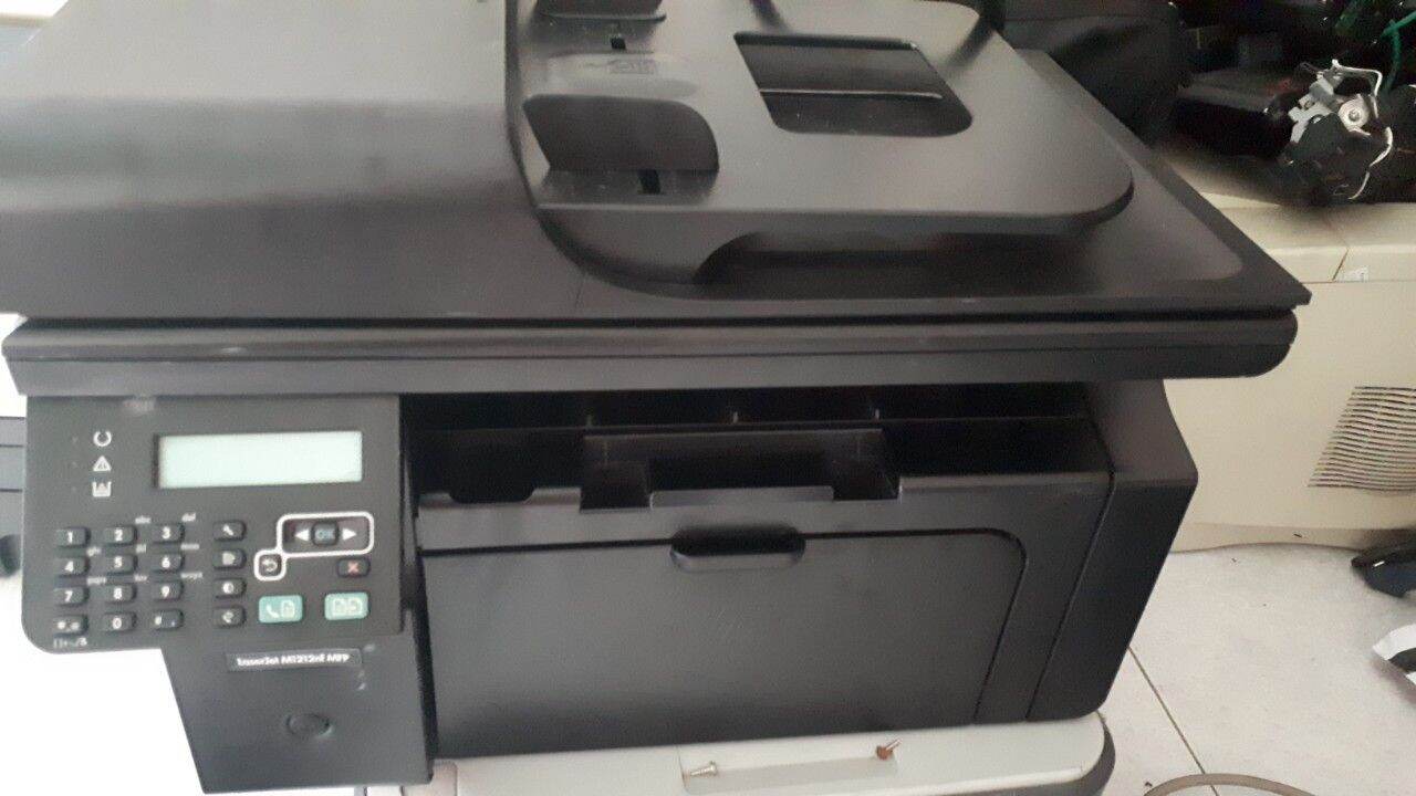 Bán máy in đa năng mới 90% hp 1212nf