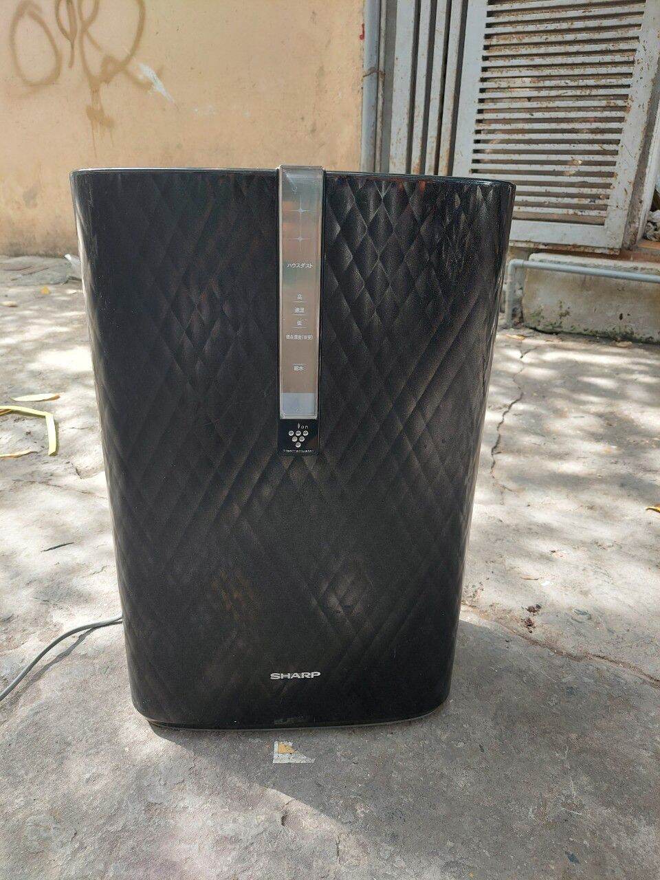 máy lọc không khí sharp
