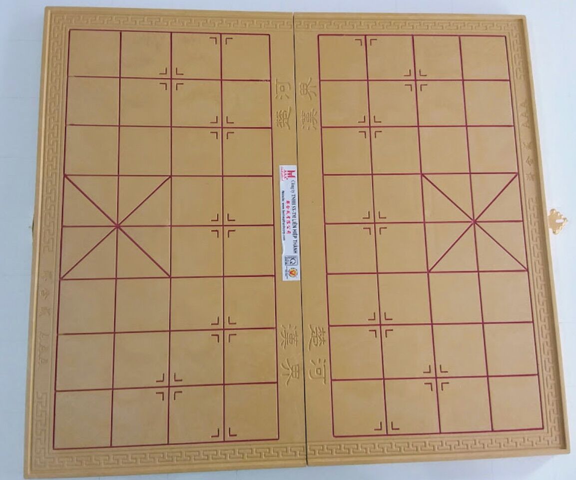 Chess Board Set: Wooden Table, Sturdy Cast Chess Pieces