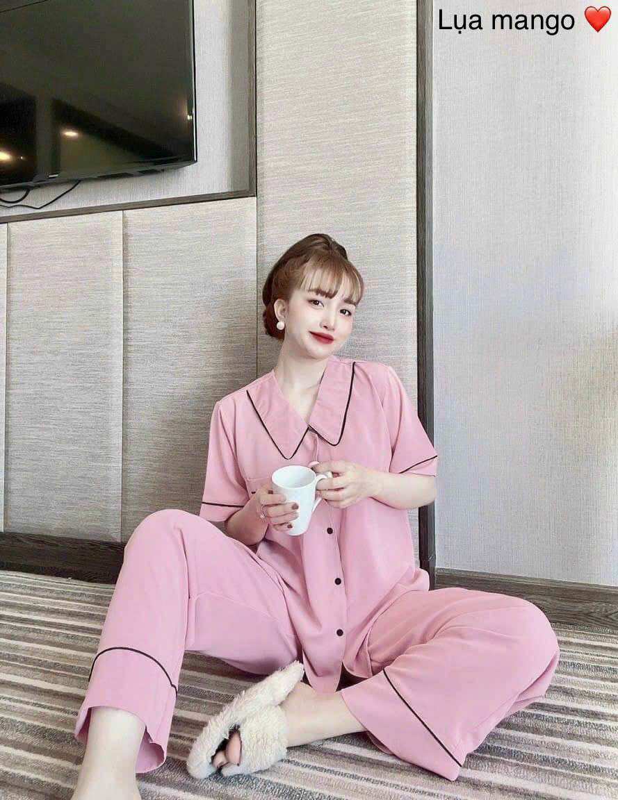 (55-75kg) Đồ Bộ Lụa Mango Phối Viền Đơn Giản - Thanh Lịch