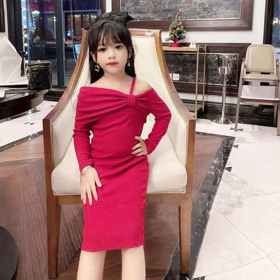 Đầm body lệch vai tay dài sang chảnh cho bé size 10-20kg