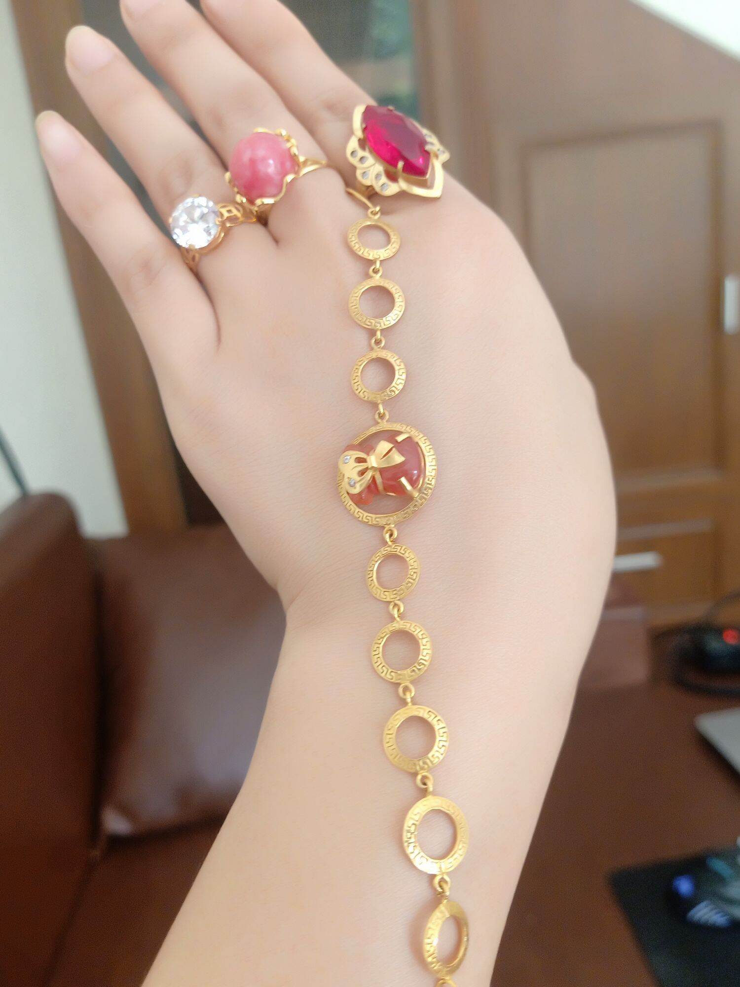 Lắc tay dành cho nữ, vàng tây non tuổi