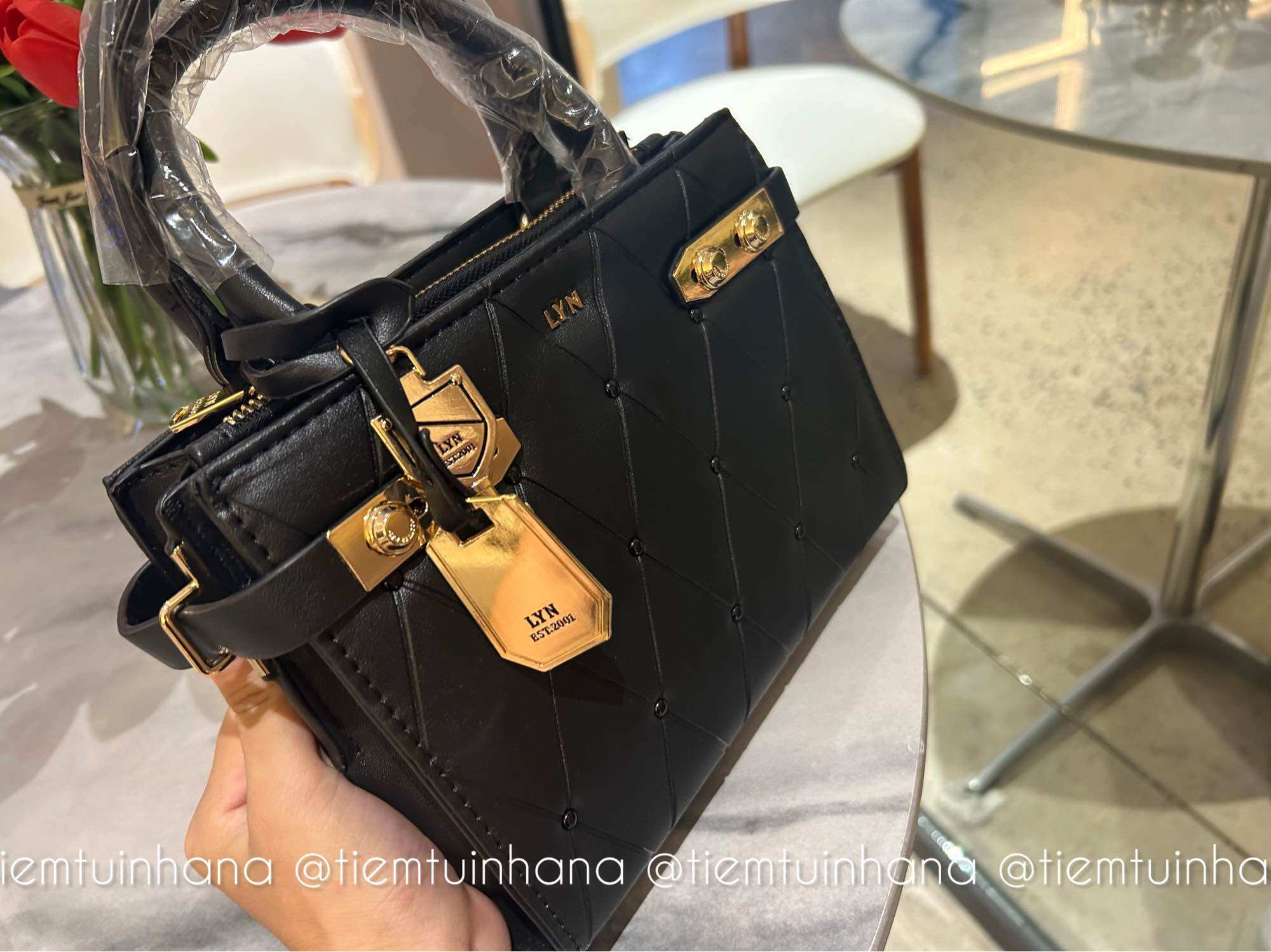 LYN FINESSTED BOXY| Lyn công sở sang 20cm
