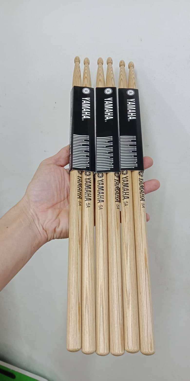 Một cặp dùi Gỗ Sồi Trắng 5A