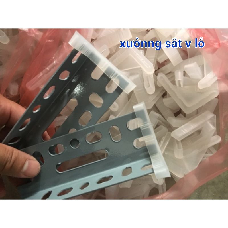 Cây 60cm -SẮT V LỖ V3x3cm