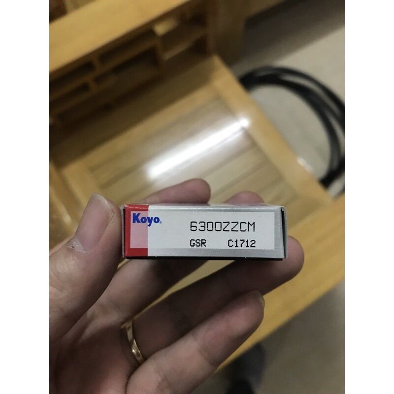 Vòng bi bạc đạn koyo 6300
