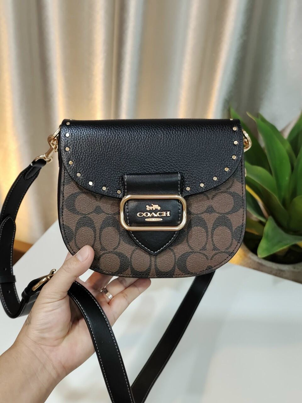 C0A*CH - Morgan Saddle Bag dáng bầu da đẹp cực sang 