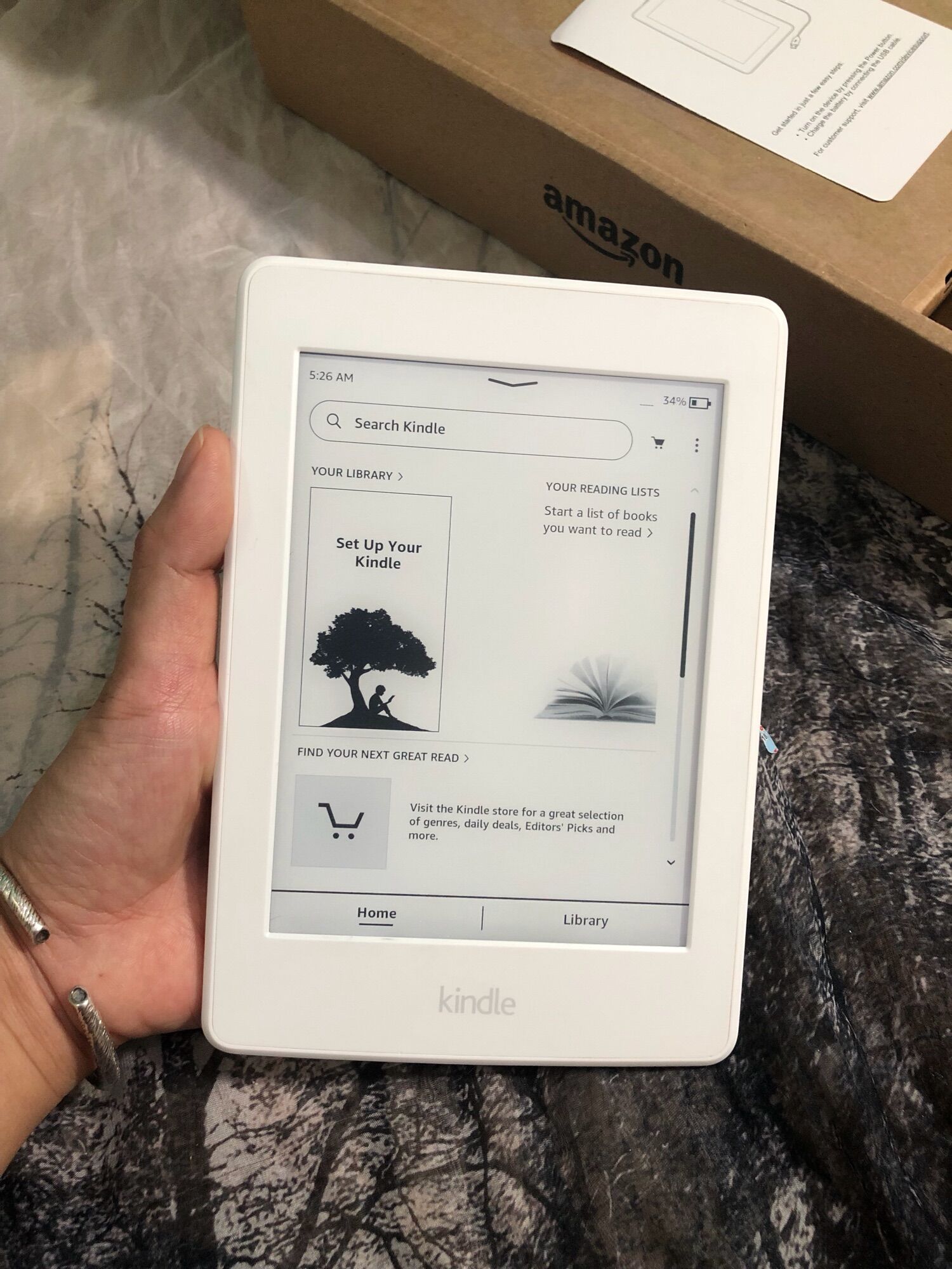 Máy đọc sách Kindle Ppw3, 4GB, new 98%, 99%( đen- trắng)