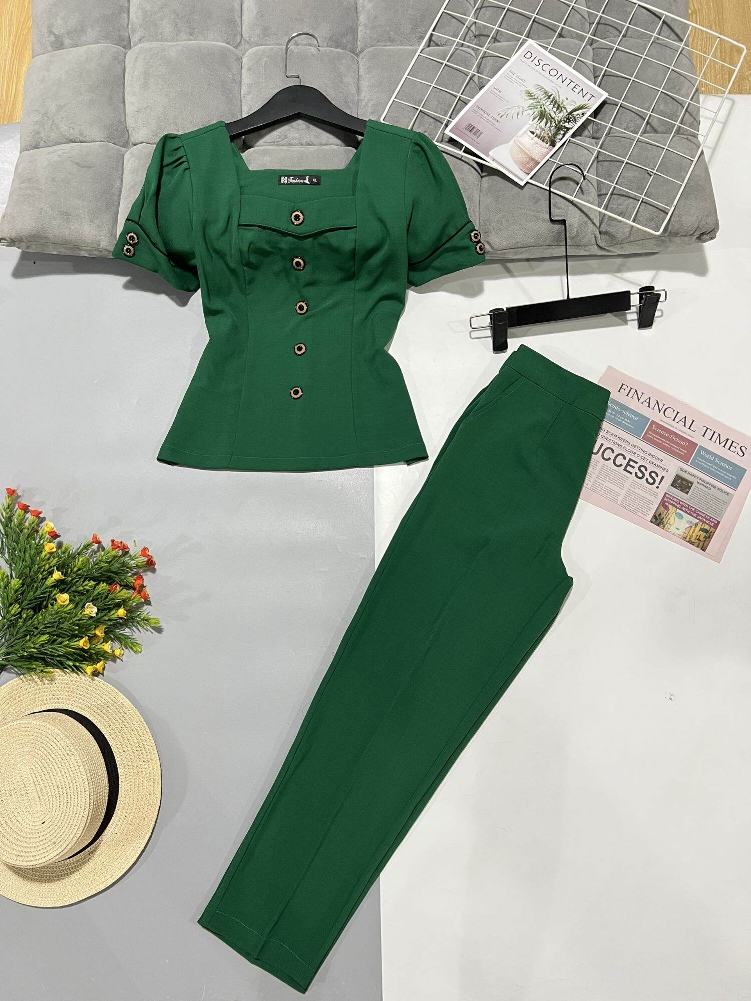 Bộ đồ nữ thiết kế vải kaki có giãn big size