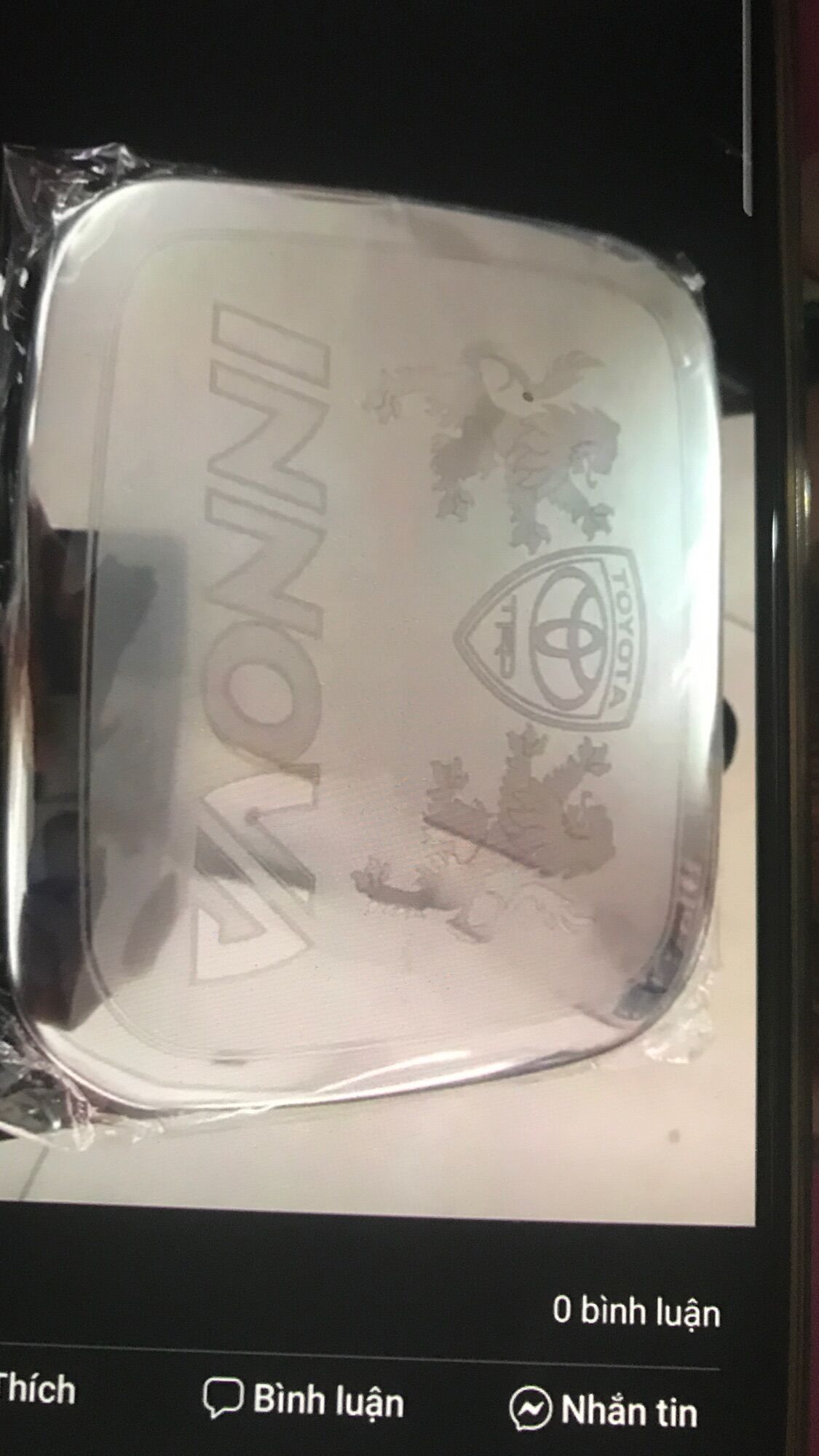 Nắp trang trí nắp xăng innova 2006-2015