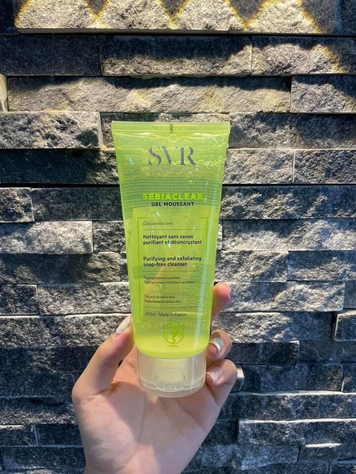 Sữa rửa mặt SVR tuýp 200ml dạng gel Pháp