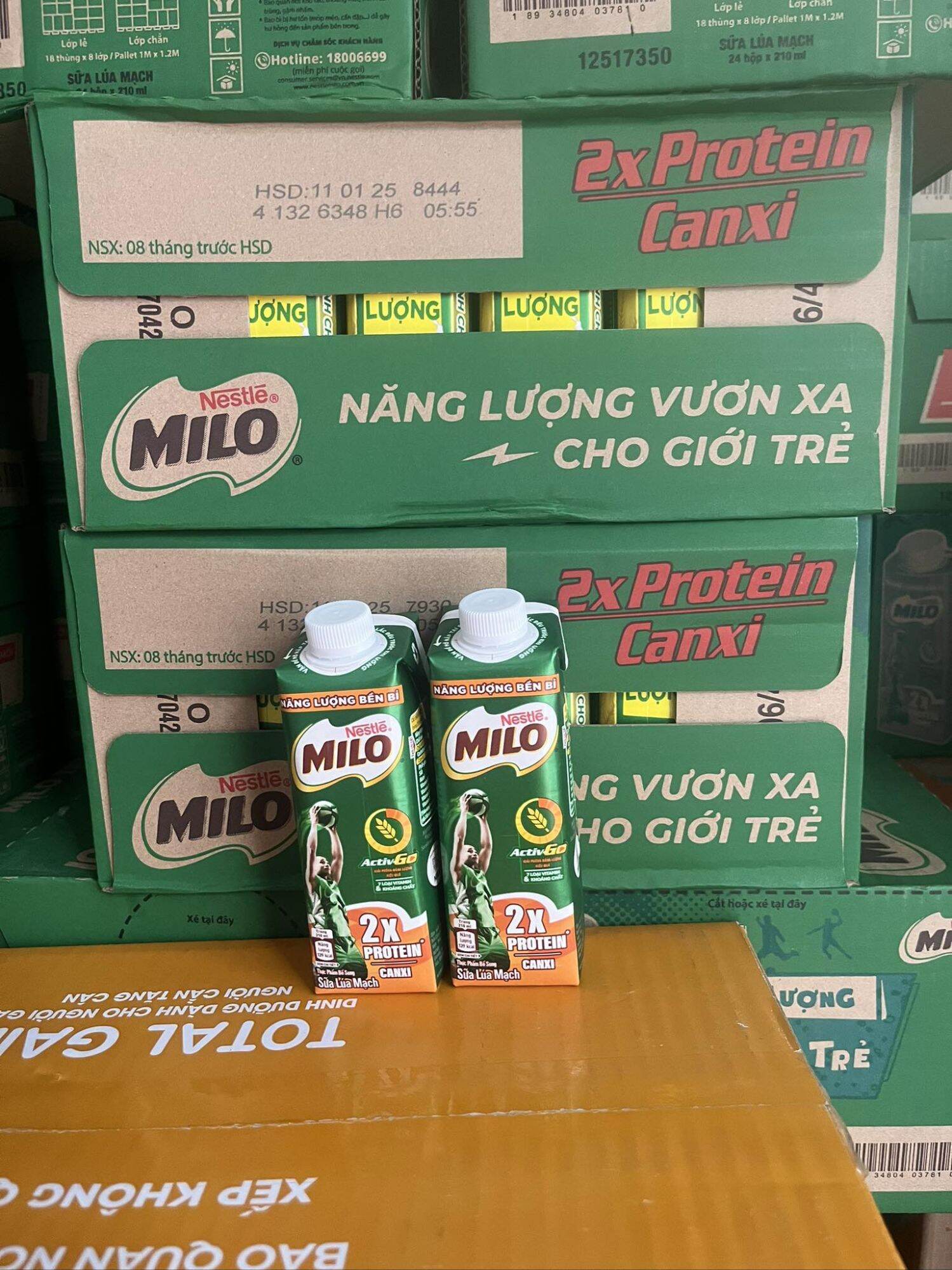 Thùng24 chai milo nắp vặn lúa mạch 210ml date t1-2025