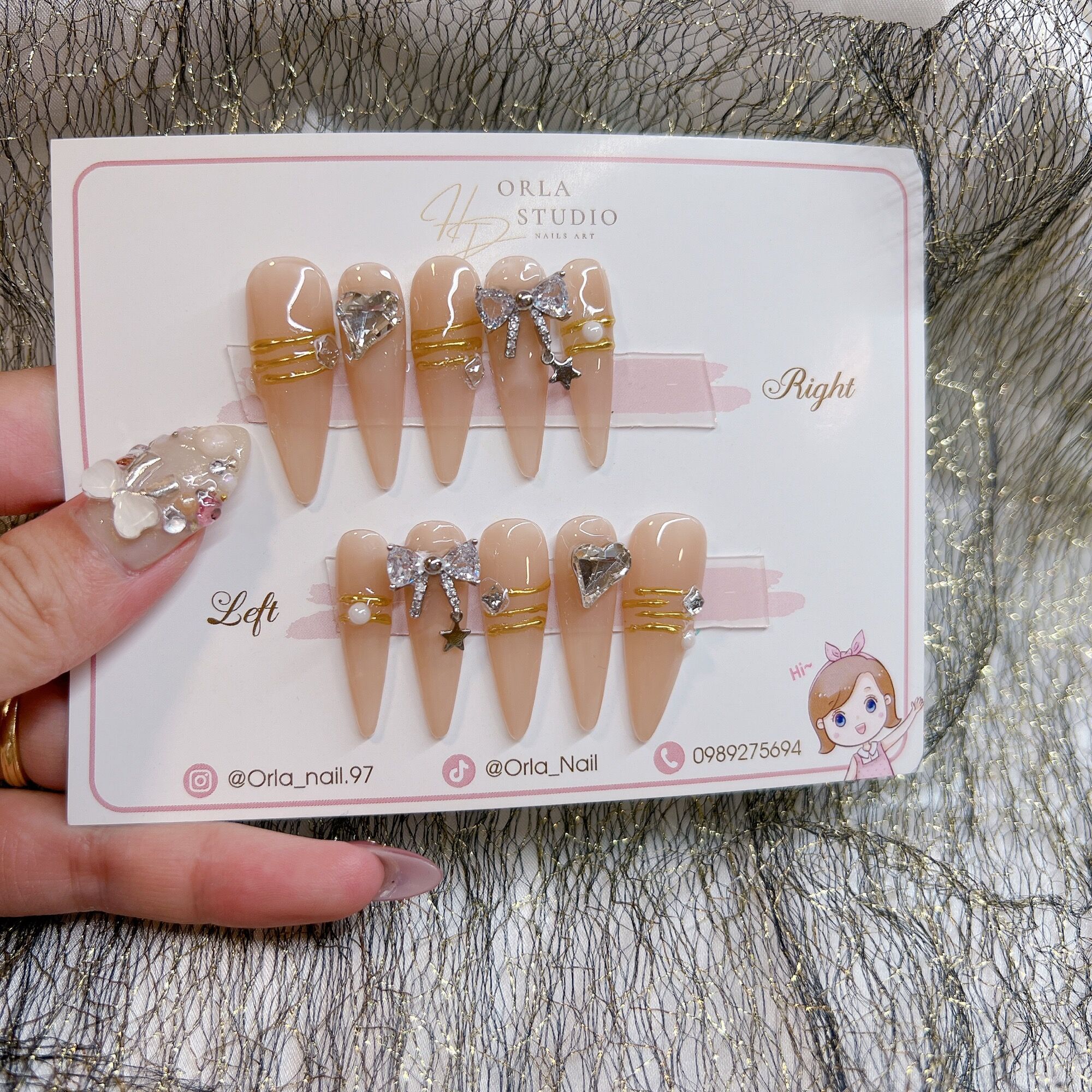 Nailbox tráng gương nổi đính Charm sang chảnh D814