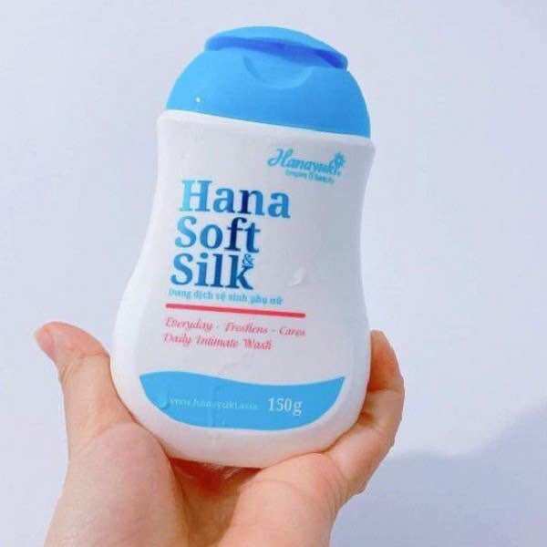 dung dịch vệ sinh hana mẫu xanh