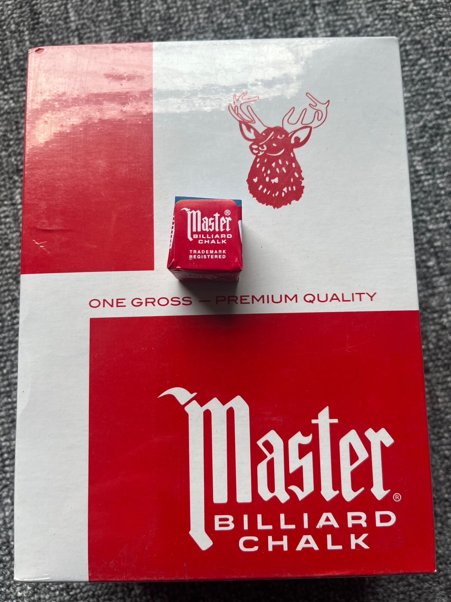 Lơ bida đỏ master bình dân nội địa -hộp /144v ( chỉ dùng cho bida thôn quê, bình dân)