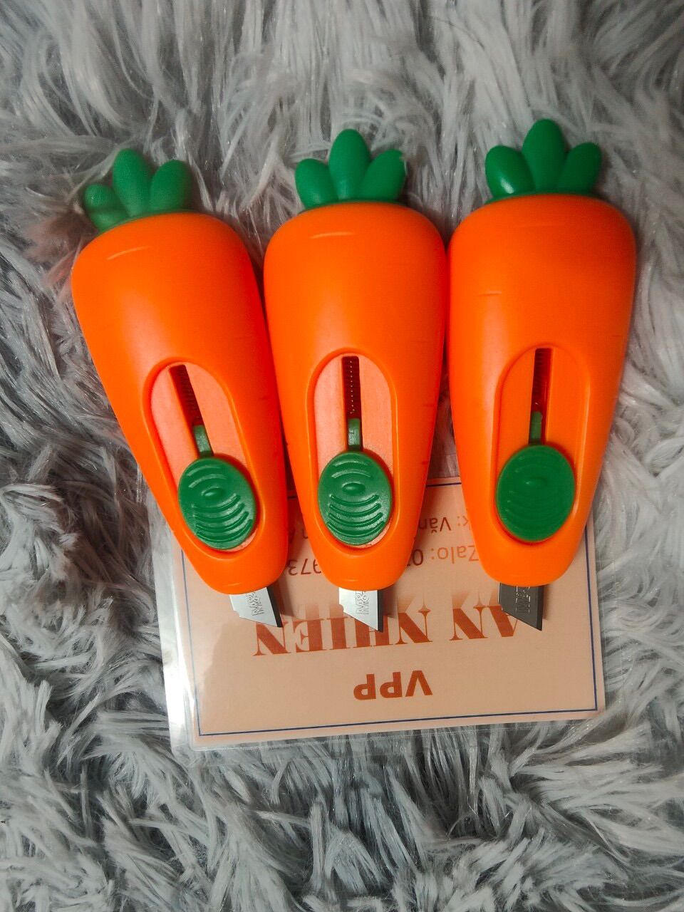 Dao rọc giấy kute mini lưỡi dài, lưỡi ngắn củ cà rốt
