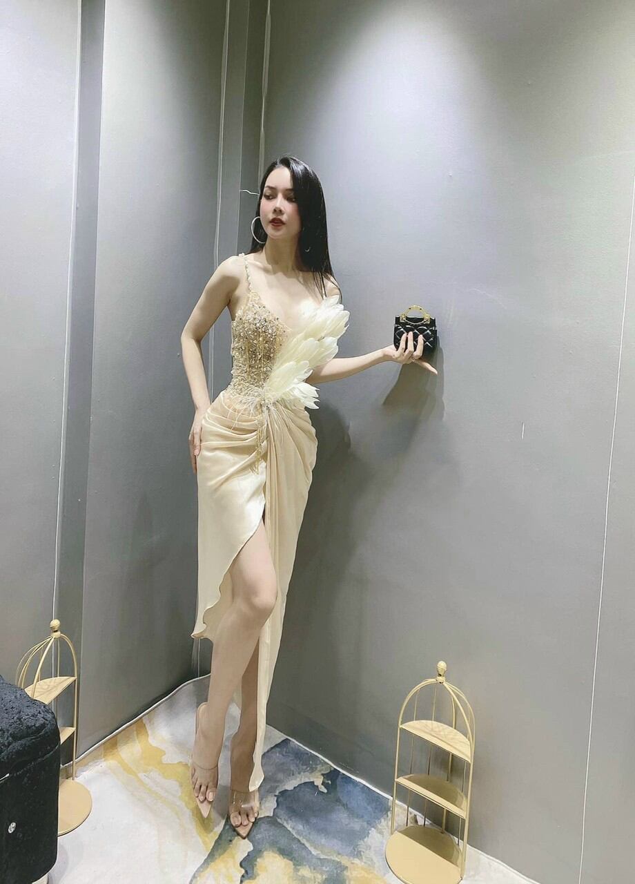 ✨ Đầm body xẻ đùi phối lông✨ HÌNH THẬT