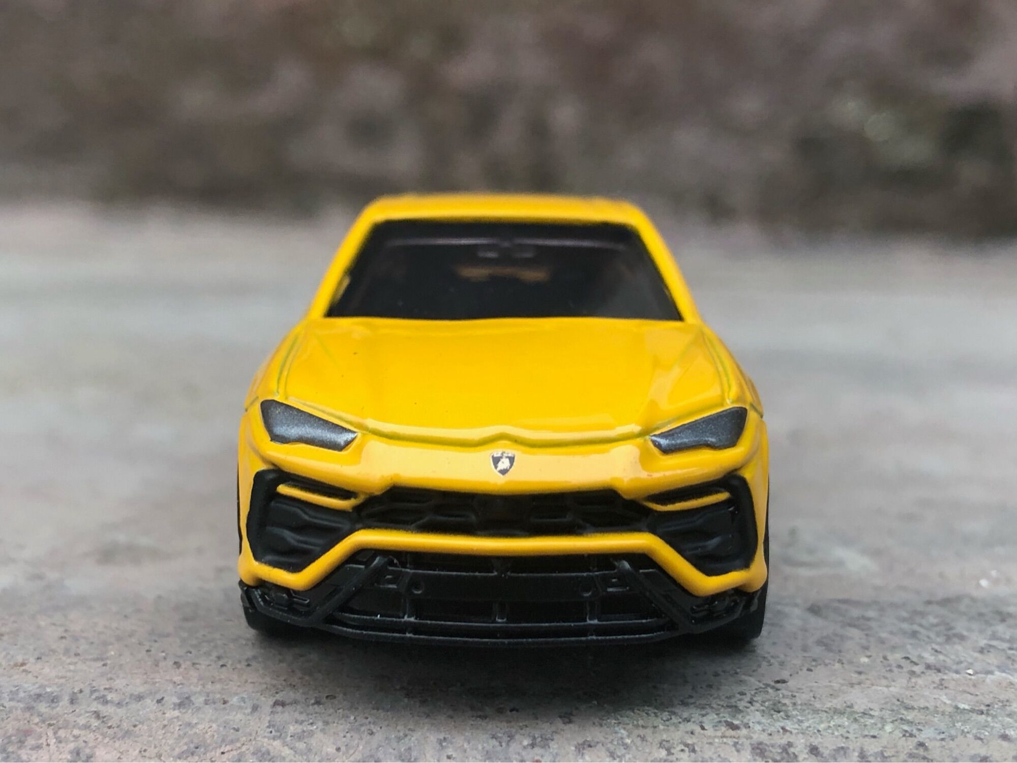 Xe Mô Hình TOMICA Lamborghini Urus- SUV 1:64