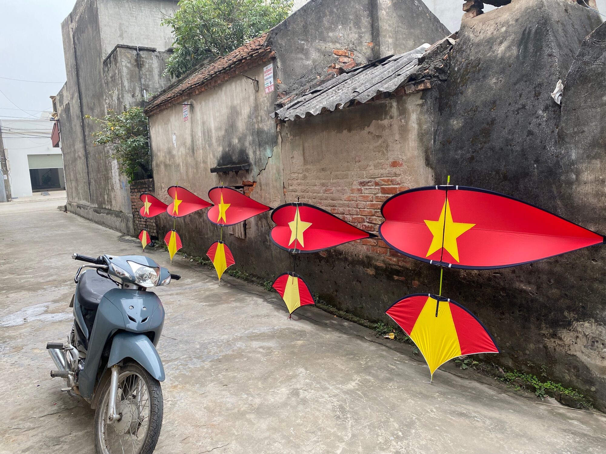 Áo Diều Lắp Ghép - Mẫu cờ đỏ