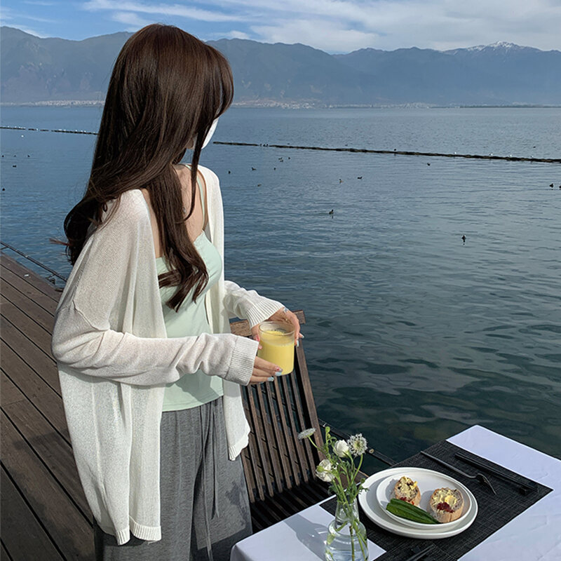 Áo Khoác Cardigan Dệt Kim Chống Nắng Lụa Bóng Màu Trắng Áo Choàng Vai Phối Ngoài Váy Hai Dây Phối Mùa Hè Cho Nữ Áo Điều Hòa Áo - MixASale Áo Khoác Cardigan Dệt Kim Chống Nắng Lụa Bóng Màu Trắng Áo Choàng Vai Phối Ngoài Váy Hai Dây Phối Mùa Hè Cho Nữ Áo Điều Hòa Áo - Mixasale