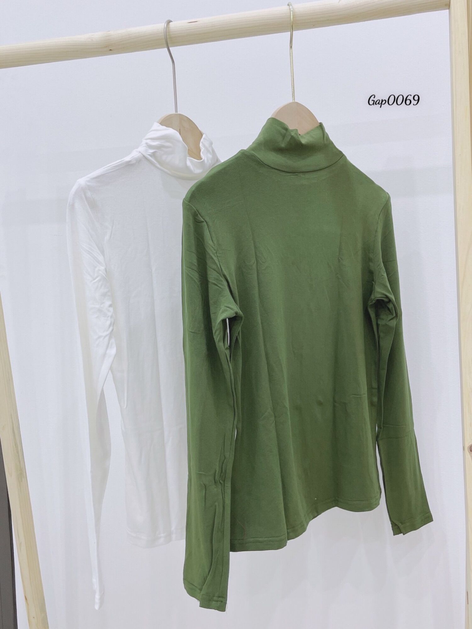 Áo giữ nhiệt nữ cổ 3 phân