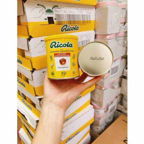 Kẹo ngậm ho thảo mộc RICOLA ĐỨC