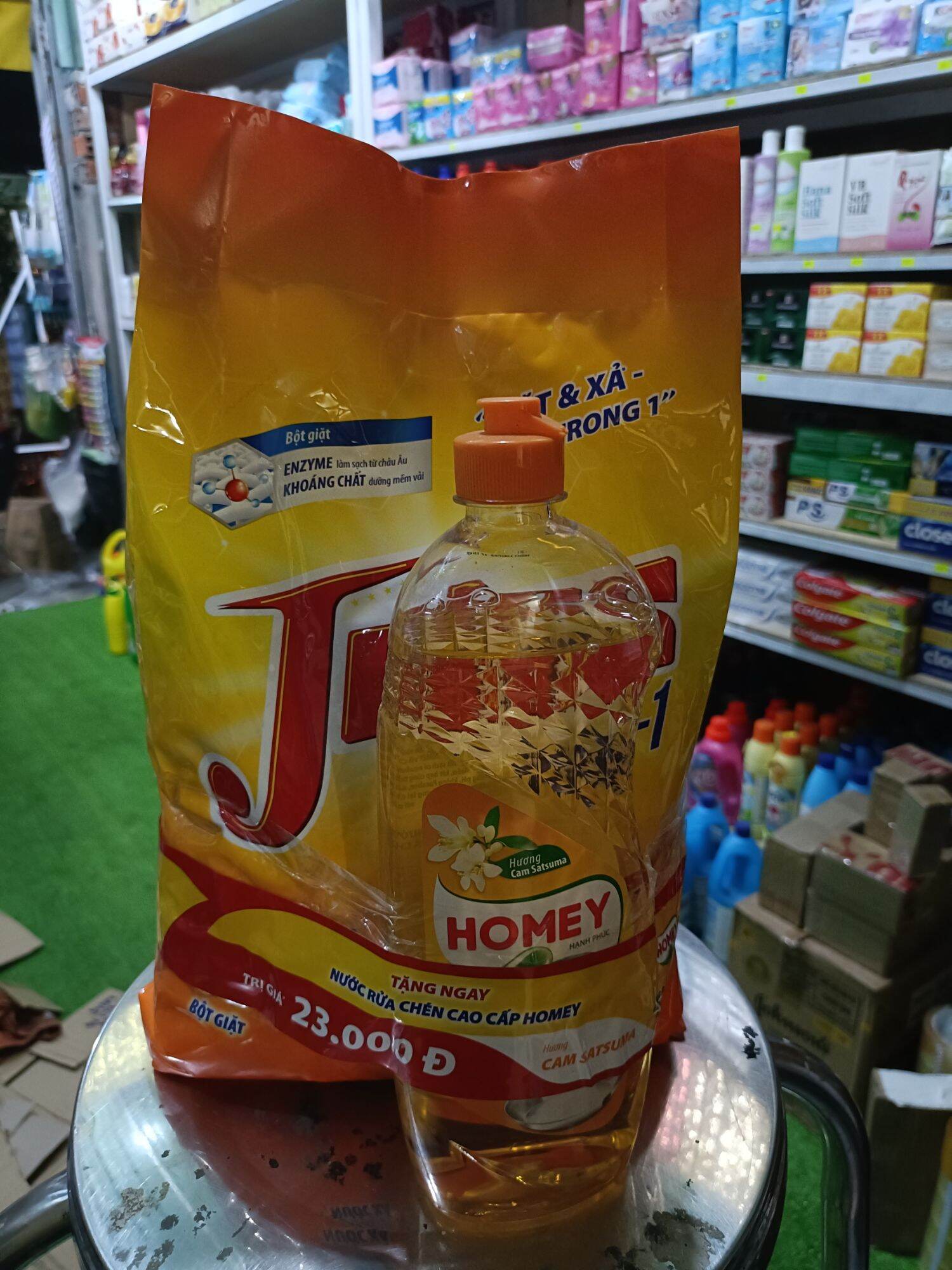 Bột giặt Joins 2 trong 1 gói 2,7Kg