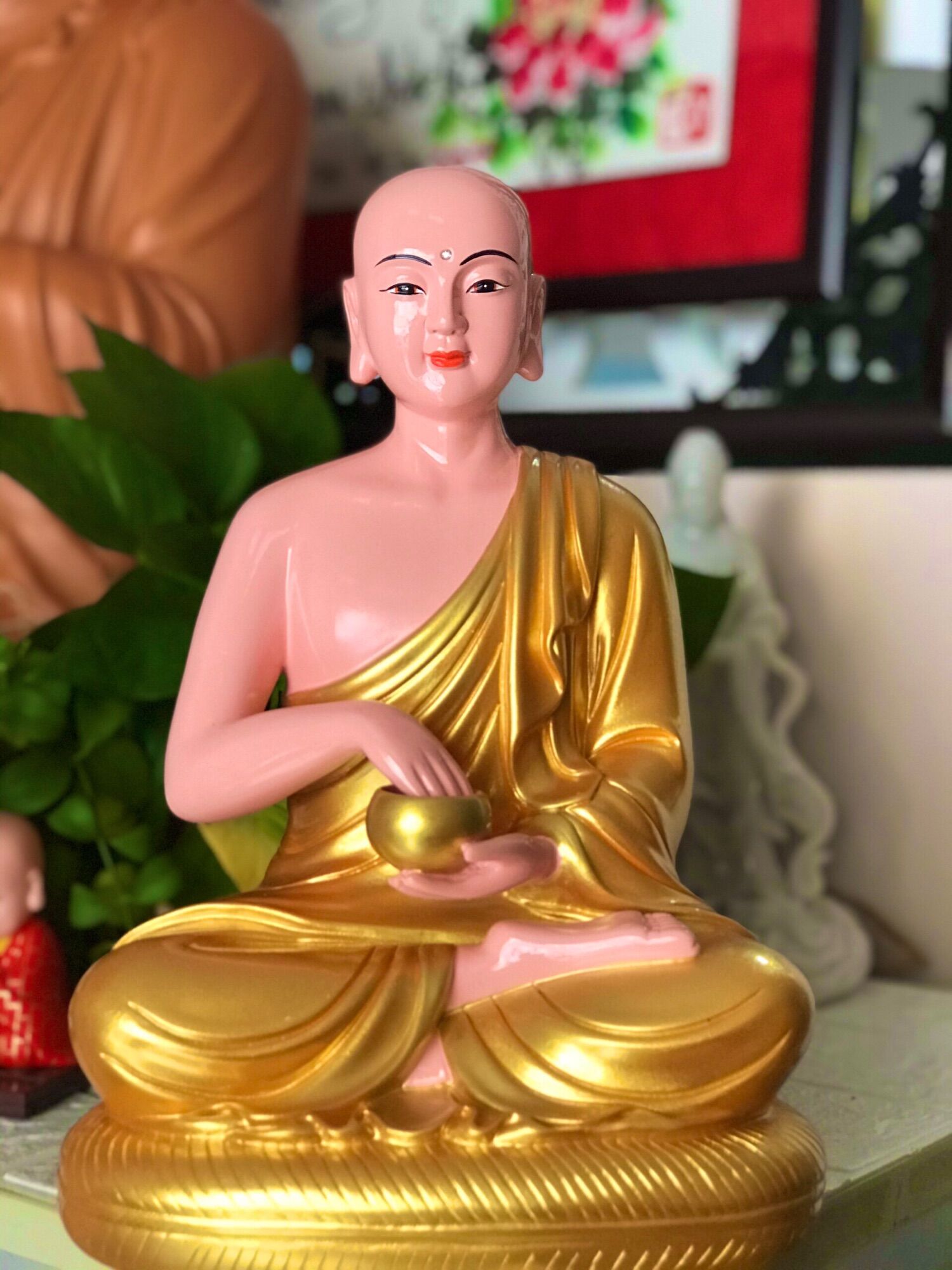 Tôn Tượng SIVALY cao 30CM