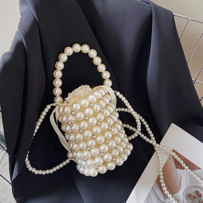 Túi xách handmade hạt cườm dạng trụ siêu xinh