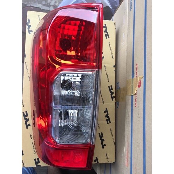 Đèn hậu navara np300 đời 2015-2020