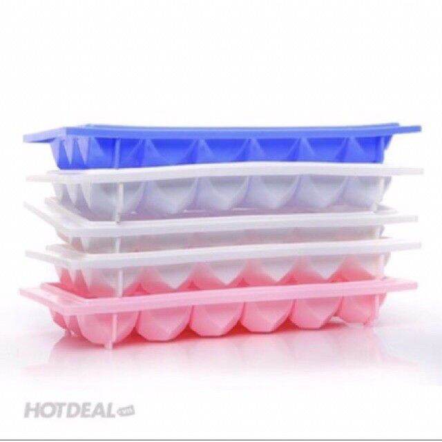 khay làm đá nhựa việt nhật (18 viên)