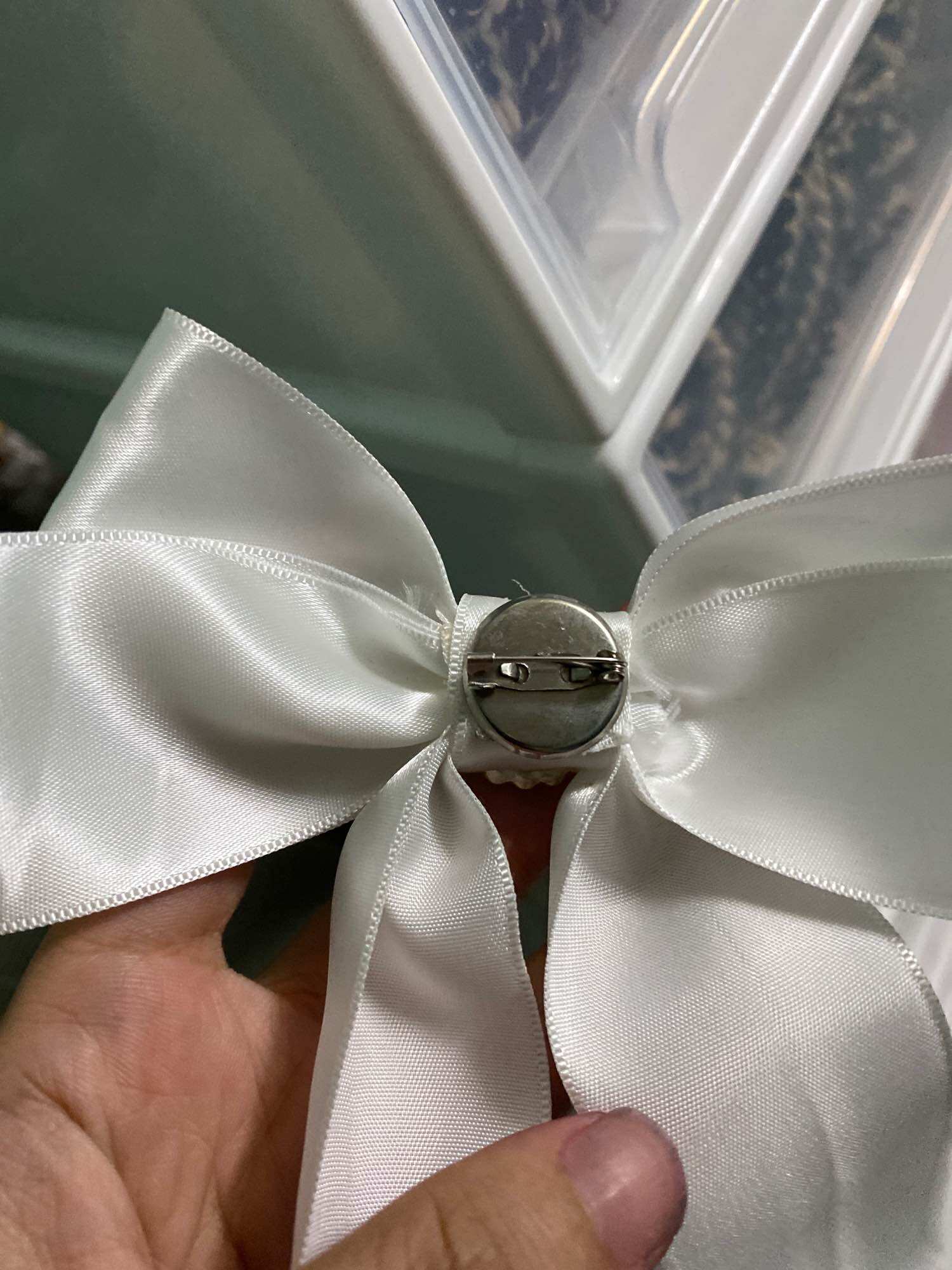 NƠ LỤA DÀI TẦM 15cm ( nơ cài áo)