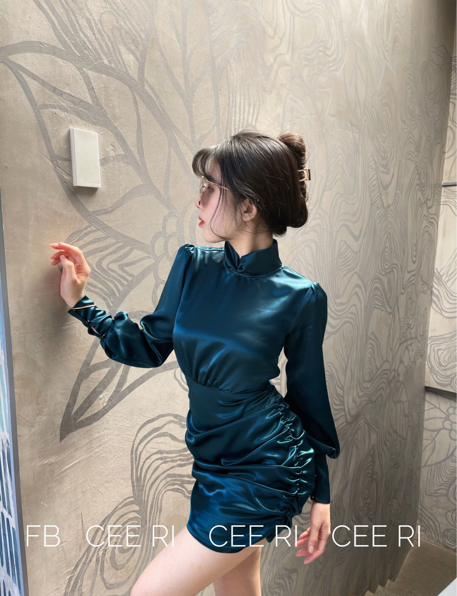 Váy body lụa ( MẪU DO SHOP CEE RI TỰ CHỤP )