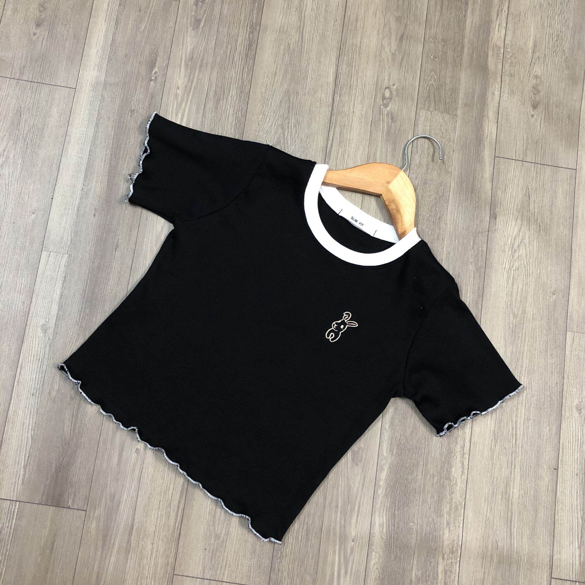 áo croptop phối bo cổ thiêu thỏ