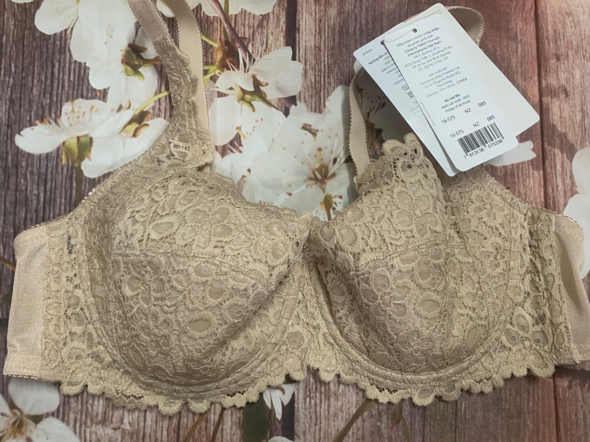 👙Áo lót nữ Triumph Form & Beauty 163 WP ( 19 - 575 )