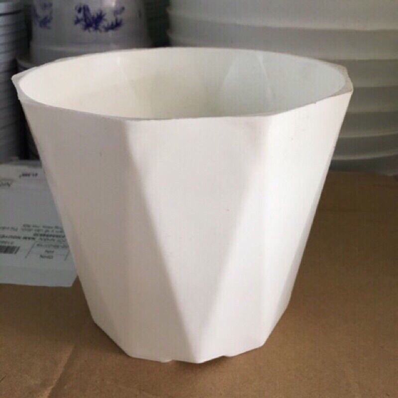 Chậu nhựa kim cương trông hoa cây cảnh màu trắng