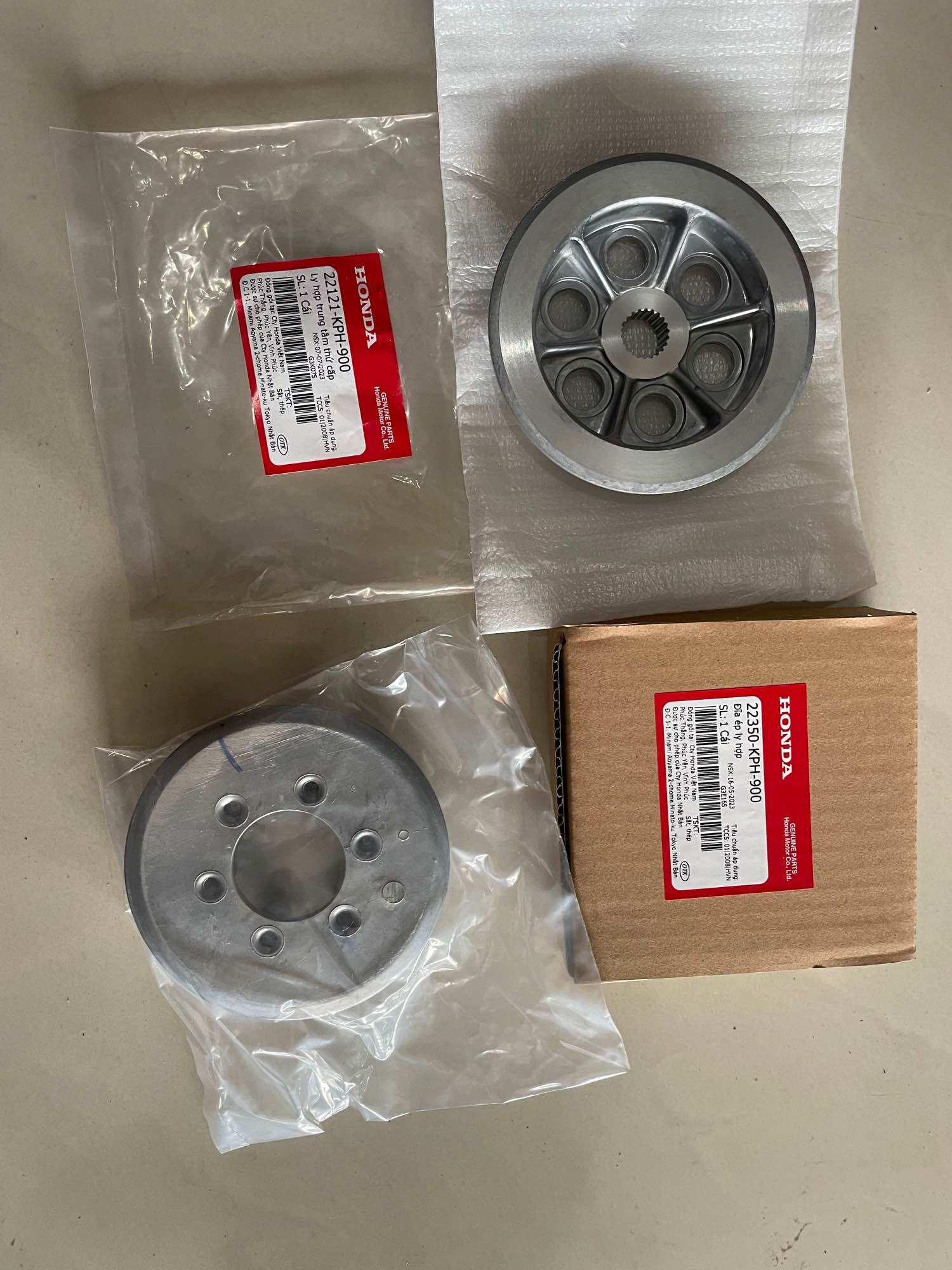Cặp đế nhôm nồi Future 125 zin honda
