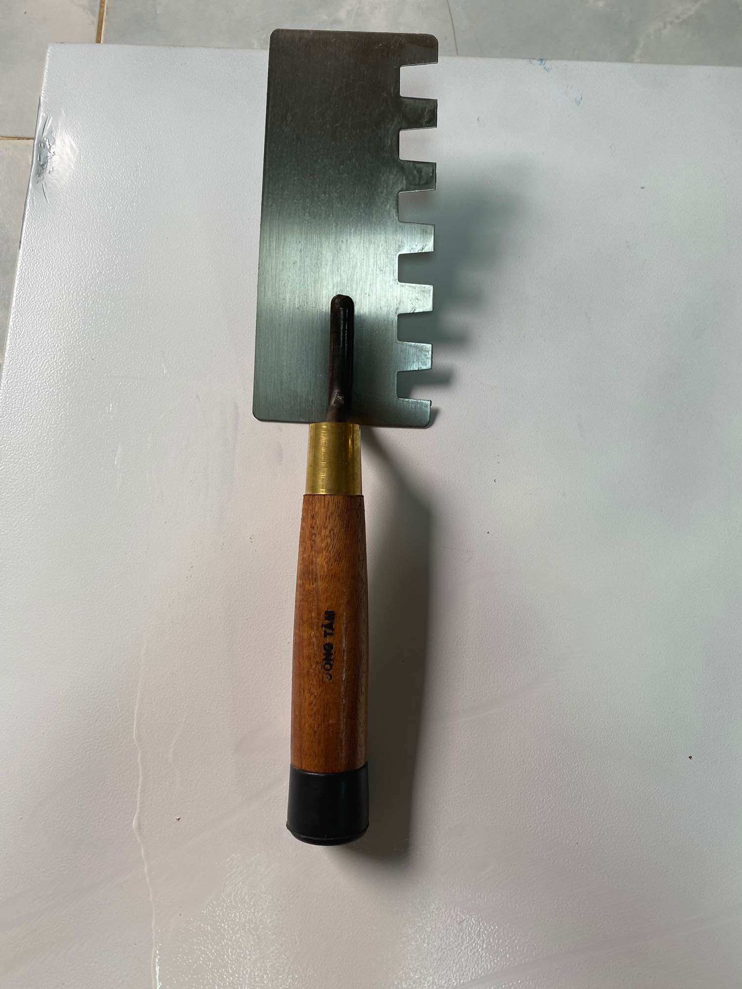 Bay Răng Cưa Tay Trái -Tay Phải