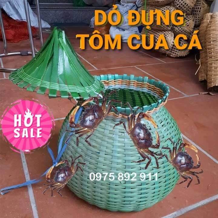 Dỏ đựng tôm cua cá , đi biểu diễn nghệ thuật