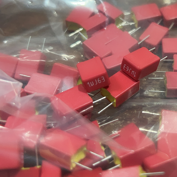 WIMA 1UF 63V Film Capacitor MKS-2 P5 J Grade Fixed Aluminum Electrolytic Capacitor Direct Plug-In Pa