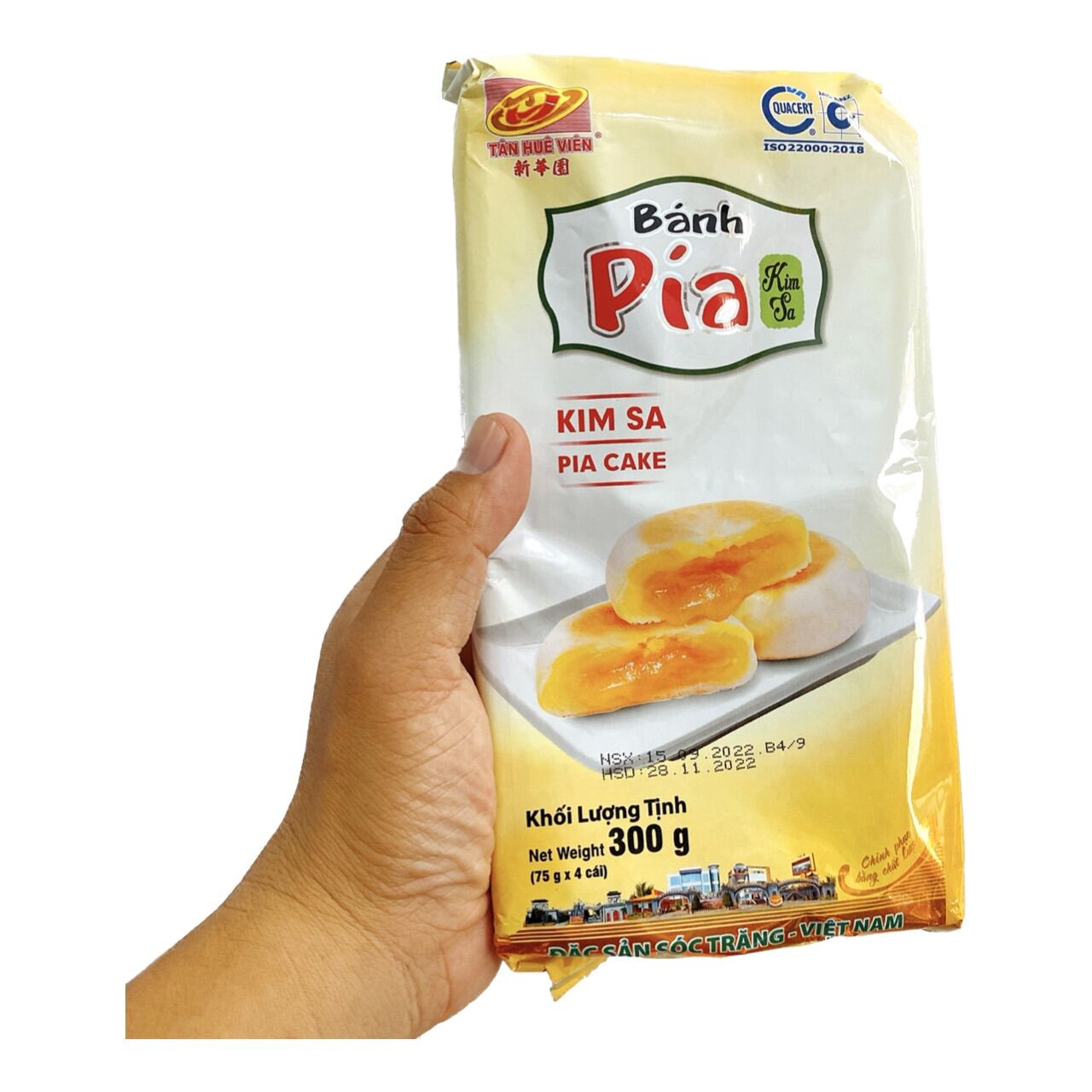 [ SIÊU NGON ] Bịch 300gr ( 4 cái to) bánh pía trứng chảy Kim Sa Cake Tân Huê Viên (Date mới 75 ngày) x Tặng 5 cái khẩu trang cho đơn hàng từ 69k