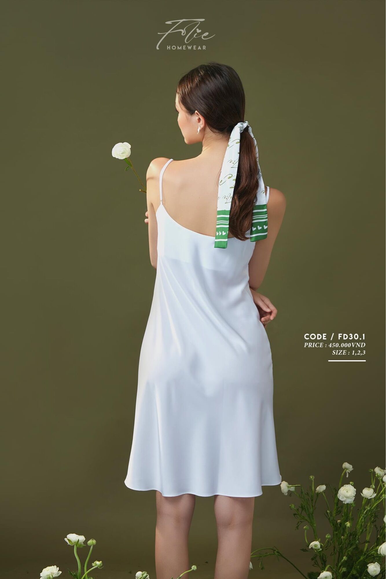 Folie Homewear đầm mặc nhà 2 dây lụa FD30.1