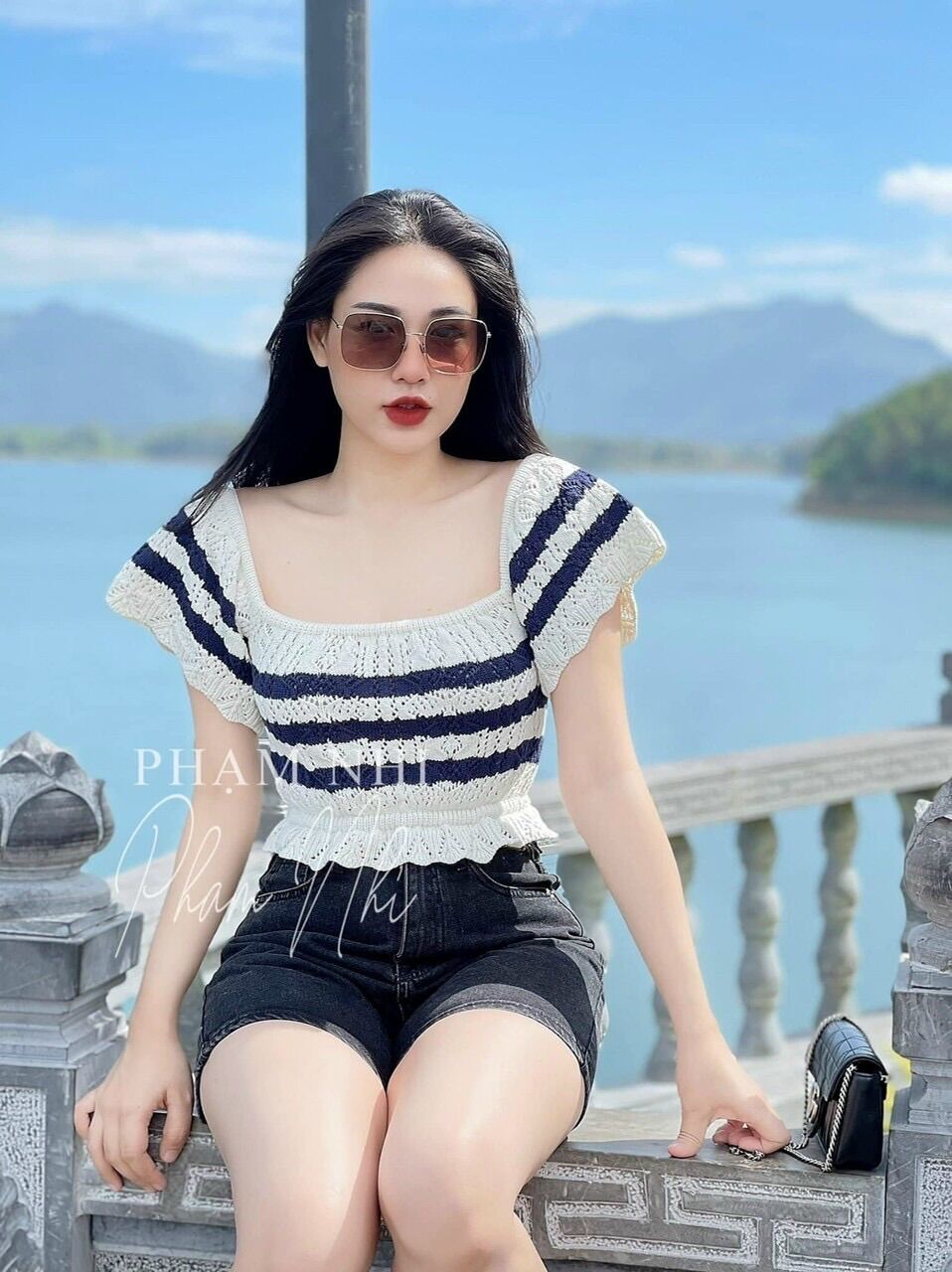 Áo len mongtoghi tay cánh tiên bẹt vai dáng croptop cho nữ