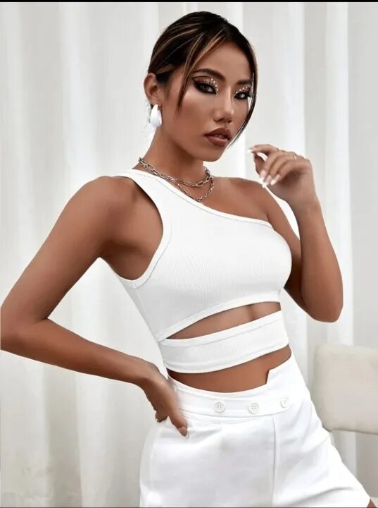 Áo croptop (M06 ) lệch vai hở eo